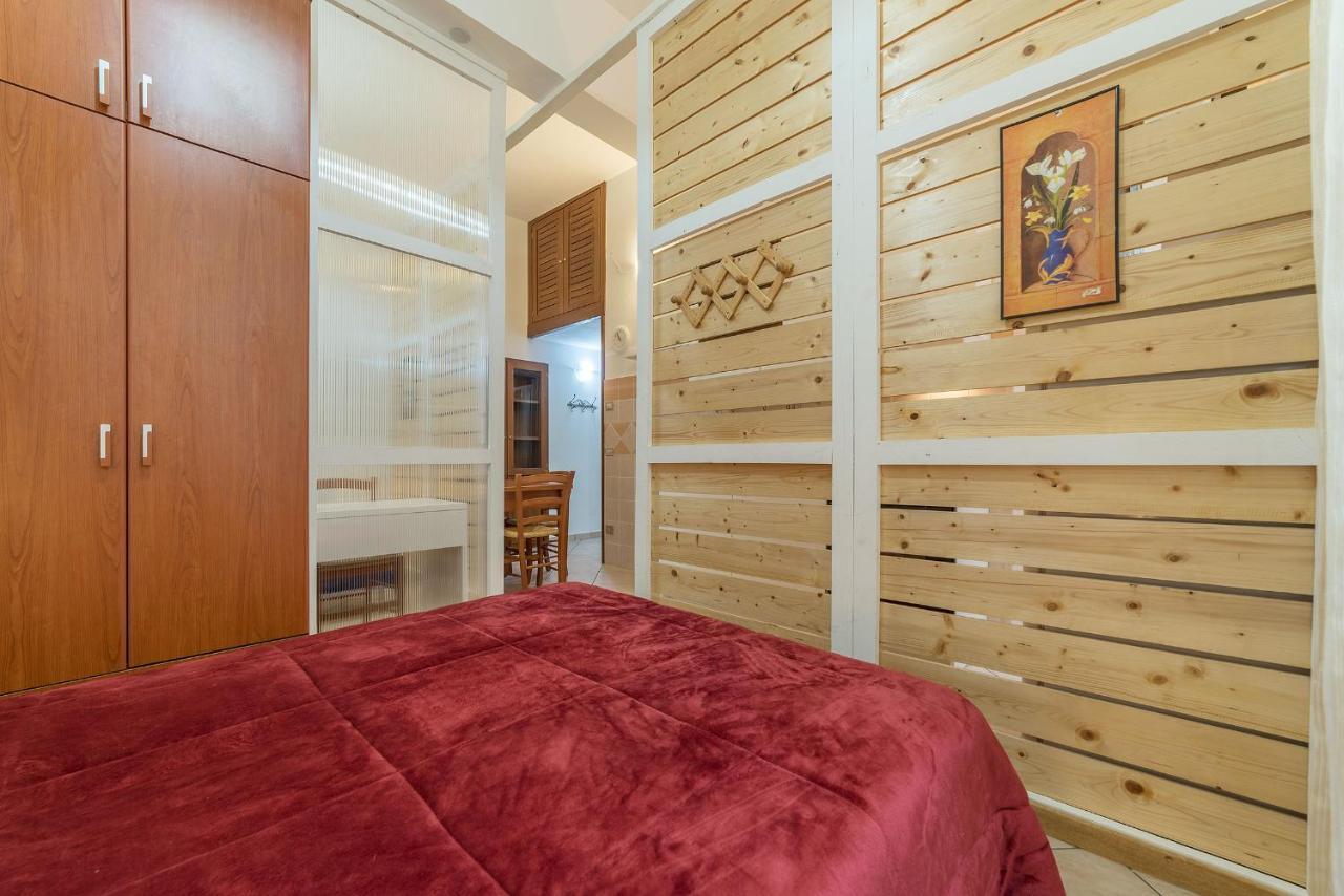 Vittorio Emmanuele & Colosseo Studio โรม ภายนอก รูปภาพ