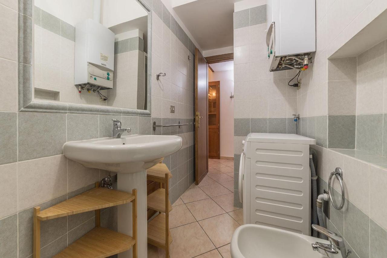 Vittorio Emmanuele & Colosseo Studio โรม ภายนอก รูปภาพ